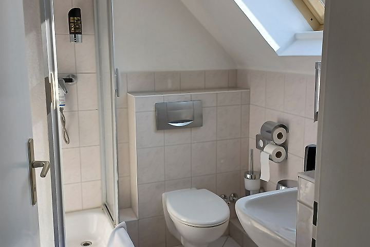 DREIBETTZimmer